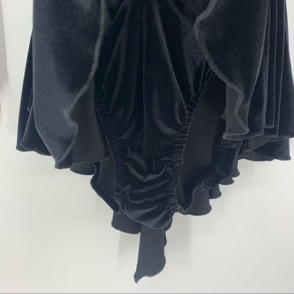 Ice Figure Skating Dress Girls Long Sleeved Black Gymnastics Dress - Picture 4 of 15